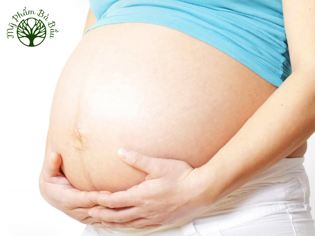 Theo dân gian, đường lông mọc của mẹ bầu có thể giúp xác định giới tính thai nhi
