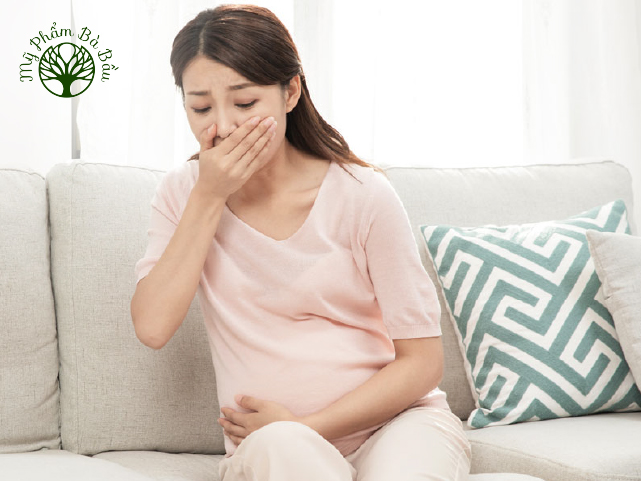 Nhiều mẹ bầu gặp phải tình trạng ốm nghén nặng trong giai đoạn mang thai làm ảnh hưởng đến sức khỏe