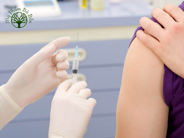 Phụ nữ mang thai là đối tượng được khuyến khích tiêm phòng vắc xin uốn ván