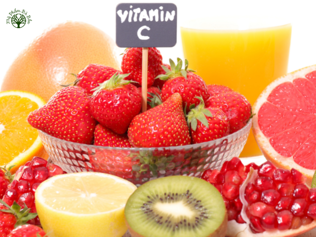 Bổ sung các thực phẩm giàu vitamin C giúp quá trình lành thương nhanh và không gây sẹo