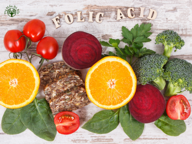 Acid folic là dưỡng chất rất quan trọng đối với mẹ bầu trước và 3 tháng đầu thai kỳ